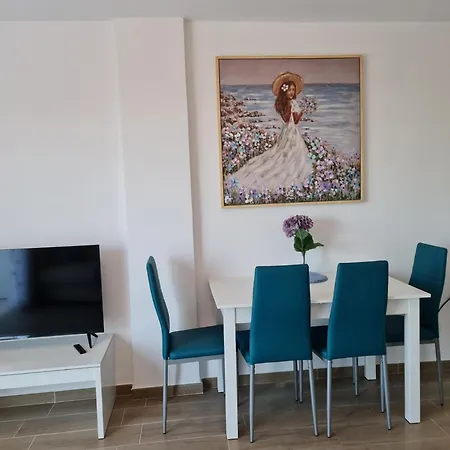 Primavera Malibu Park Adeje Tenerife Апартаменти *